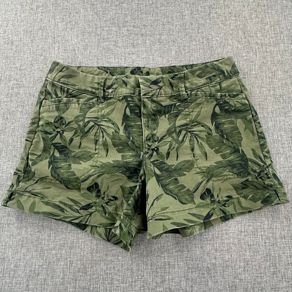 Old Navy Shorts Olive Green‎ Leaf Print Size 2 Cotton Blend